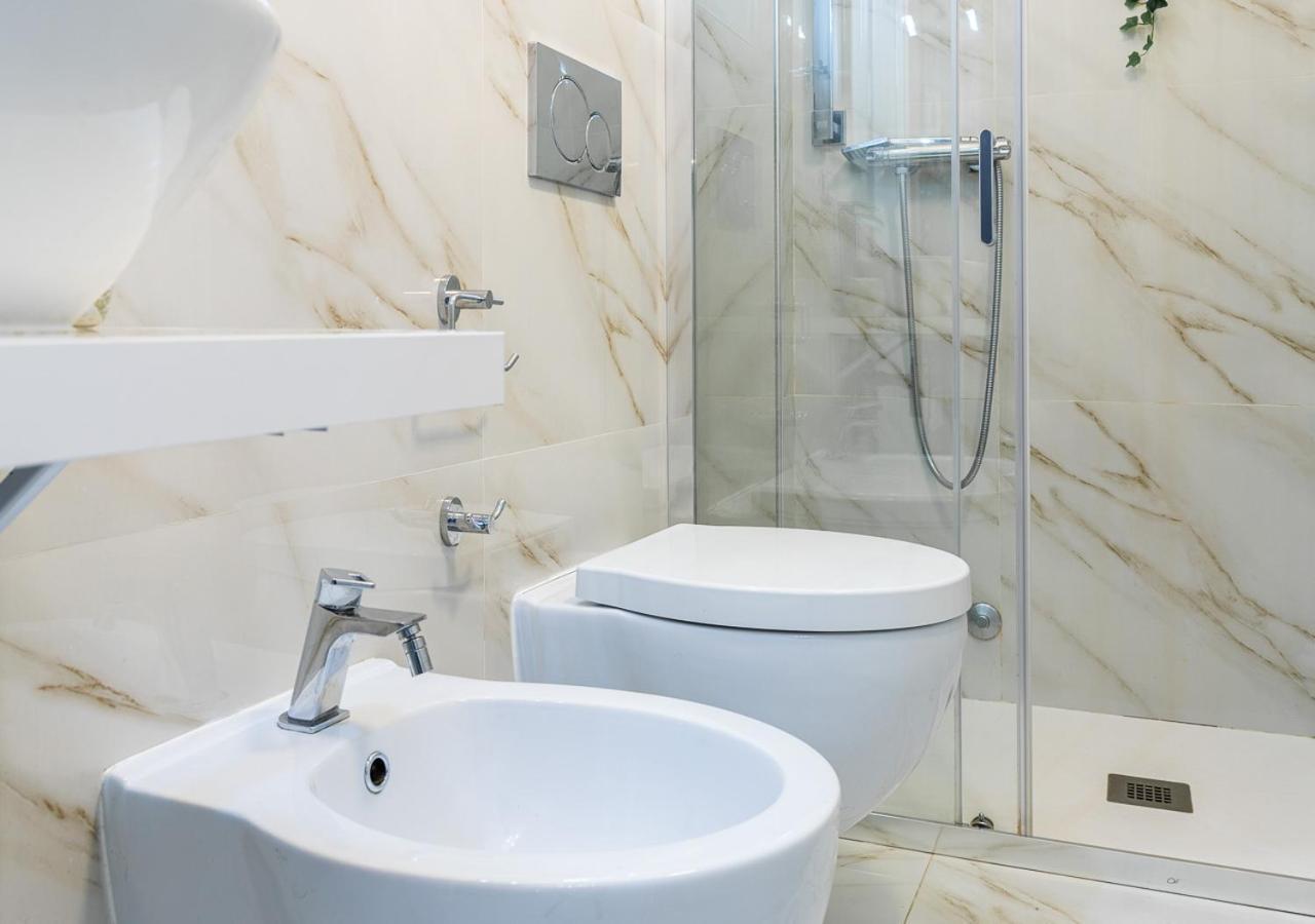Elegant Suite - In Centro Portanuova Turyn Zewnętrze zdjęcie