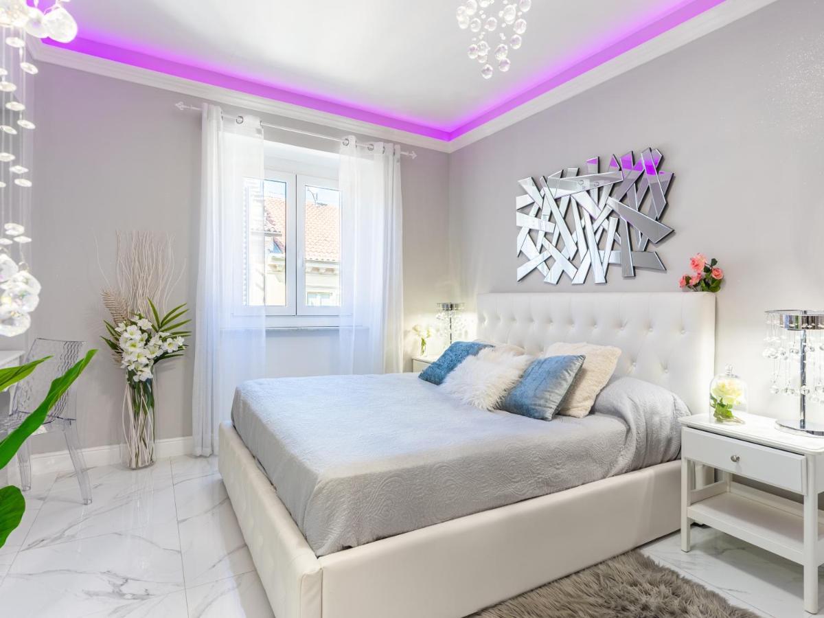 Elegant Suite - In Centro Portanuova Turyn Zewnętrze zdjęcie